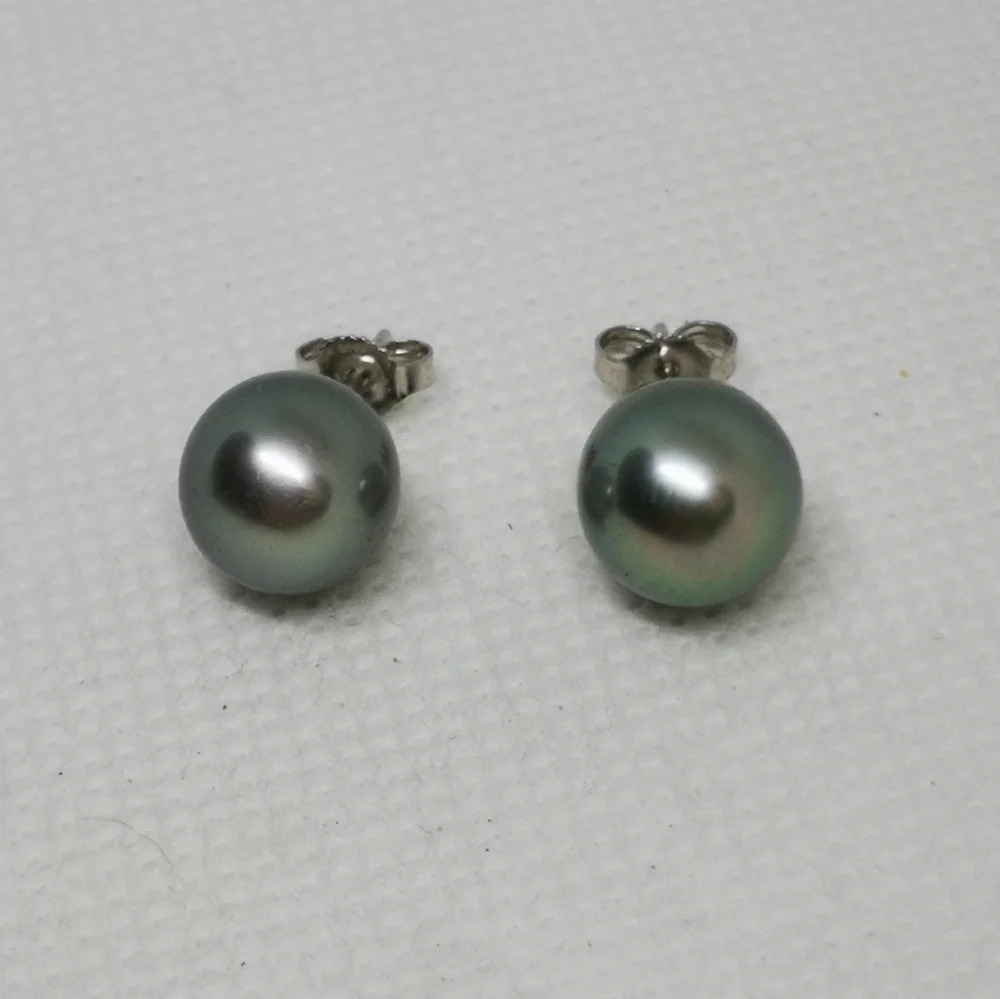 ✨ 14k Lustrous Tahitian-Style Pearl Stud Earrings. ✨ - Picture 1 of 5